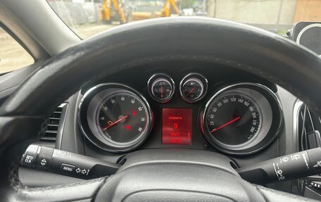 Opel Astra J, 2011 год, 600 000 рублей, 9 фотография