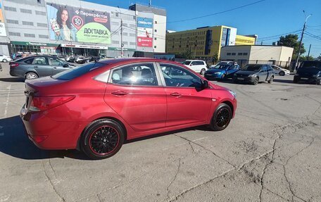 Hyundai Solaris II рестайлинг, 2014 год, 815 000 рублей, 4 фотография