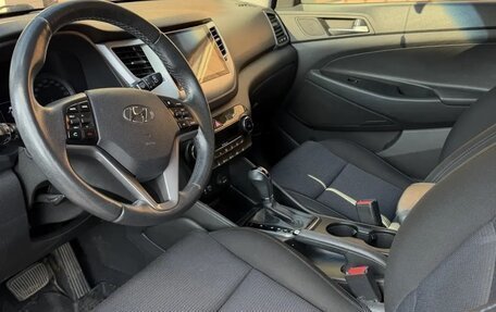 Hyundai Tucson III, 2016 год, 2 000 000 рублей, 11 фотография