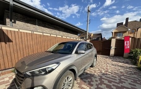 Hyundai Tucson III, 2016 год, 2 000 000 рублей, 8 фотография