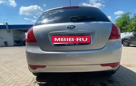 KIA cee'd I рестайлинг, 2010 год, 800 000 рублей, 7 фотография