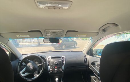 KIA cee'd I рестайлинг, 2010 год, 800 000 рублей, 16 фотография