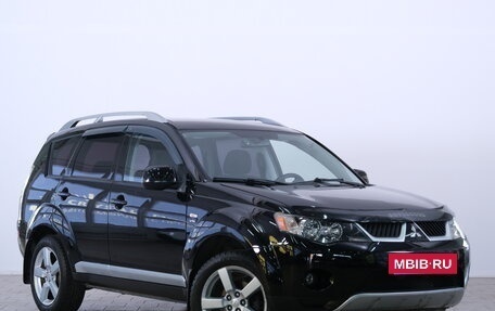 Mitsubishi Outlander III рестайлинг 3, 2008 год, 1 349 000 рублей, 2 фотография