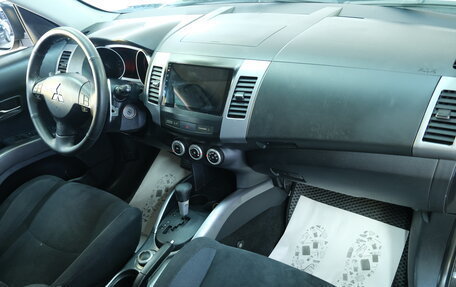 Mitsubishi Outlander III рестайлинг 3, 2008 год, 1 349 000 рублей, 19 фотография
