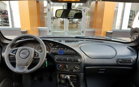 Chevrolet Niva I рестайлинг, 2015 год, 749 000 рублей, 10 фотография
