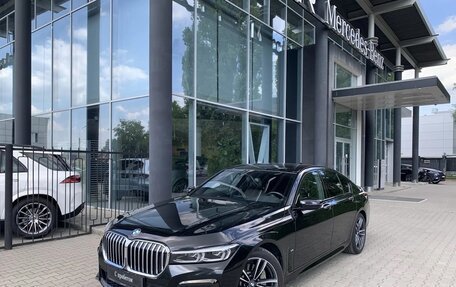 BMW 7 серия, 2019 год, 4 990 000 рублей, 7 фотография