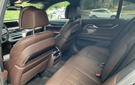 BMW 7 серия, 2019 год, 4 990 000 рублей, 17 фотография