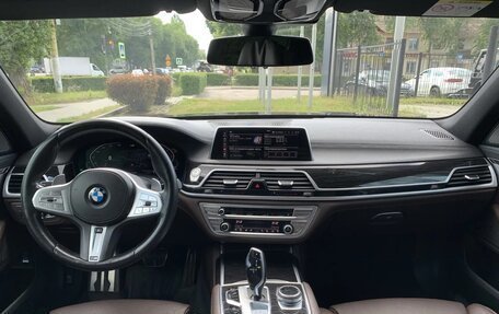 BMW 7 серия, 2019 год, 4 990 000 рублей, 21 фотография