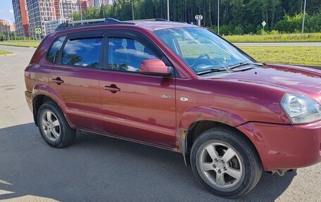 Hyundai Tucson III, 2007 год, 740 000 рублей, 2 фотография