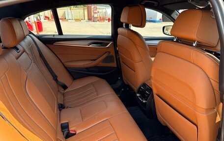 BMW 5 серия, 2017 год, 4 300 000 рублей, 14 фотография