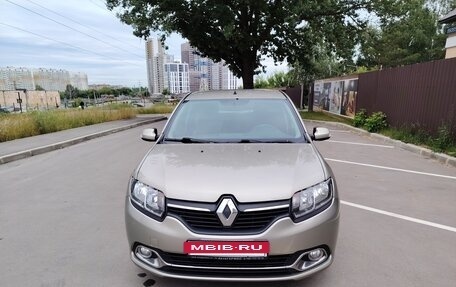 Renault Logan II, 2018 год, 869 000 рублей, 8 фотография