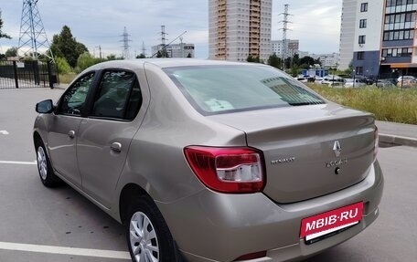 Renault Logan II, 2018 год, 869 000 рублей, 3 фотография