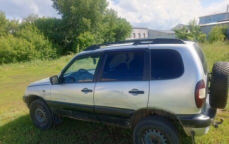 Chevrolet Niva I рестайлинг, 2004 год, 215 000 рублей, 7 фотография