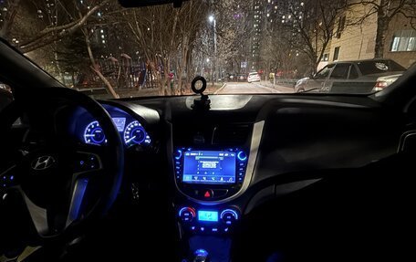 Hyundai Solaris II рестайлинг, 2011 год, 397 000 рублей, 5 фотография