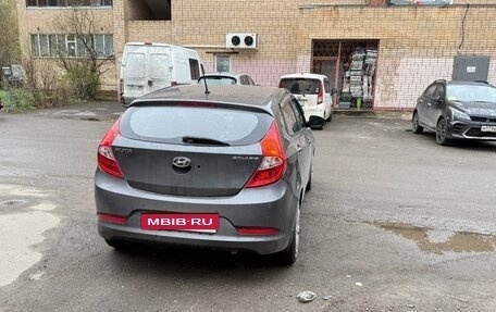 Hyundai Solaris II рестайлинг, 2011 год, 397 000 рублей, 4 фотография