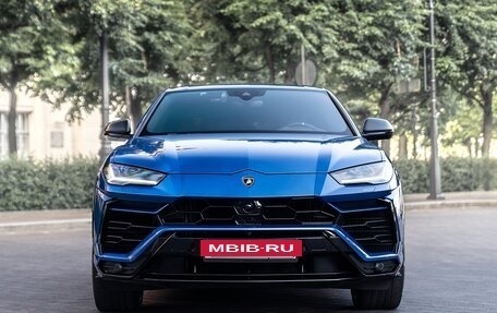 Lamborghini Urus I, 2022 год, 24 000 000 рублей, 5 фотография