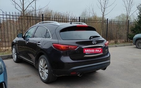 Infiniti QX70, 2015 год, 1 950 000 рублей, 6 фотография