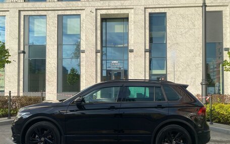 Volkswagen Tiguan II, 2022 год, 2 560 000 рублей, 3 фотография