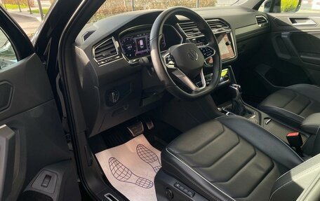 Volkswagen Tiguan II, 2022 год, 2 560 000 рублей, 11 фотография