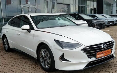 Hyundai Sonata VIII, 2021 год, 2 499 000 рублей, 3 фотография