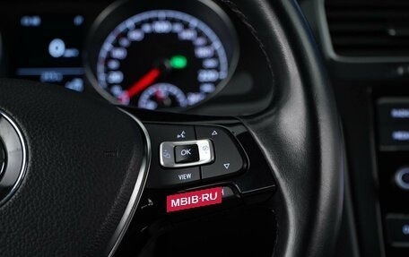 Volkswagen Golf VII, 2019 год, 1 642 050 рублей, 14 фотография
