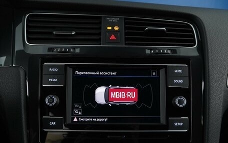 Volkswagen Golf VII, 2019 год, 1 642 050 рублей, 19 фотография