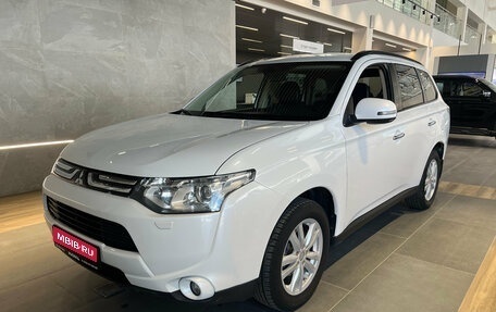 Mitsubishi Outlander III рестайлинг 3, 2012 год, 1 349 000 рублей, 1 фотография
