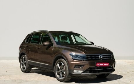 Volkswagen Tiguan II, 2017 год, 2 300 000 рублей, 1 фотография