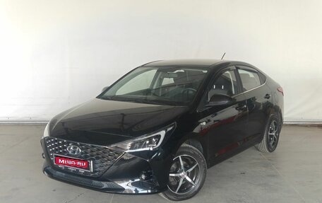 Hyundai Solaris II рестайлинг, 2021 год, 1 830 000 рублей, 1 фотография