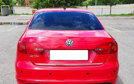 Volkswagen Jetta VI, 2012 год, 1 250 000 рублей, 2 фотография