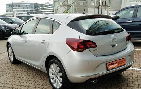 Opel Astra J, 2012 год, 780 000 рублей, 6 фотография