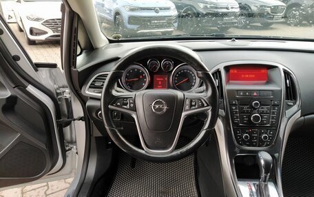 Opel Astra J, 2012 год, 780 000 рублей, 23 фотография
