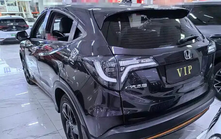 Honda Vezel, 2022 год, 1 290 003 рублей, 4 фотография
