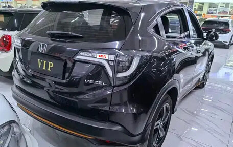 Honda Vezel, 2022 год, 1 290 003 рублей, 6 фотография