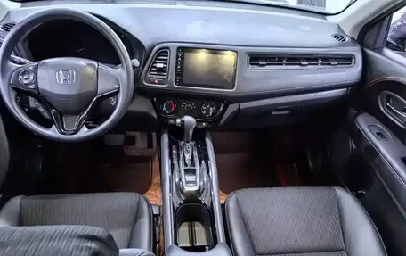 Honda Vezel, 2022 год, 1 290 003 рублей, 8 фотография
