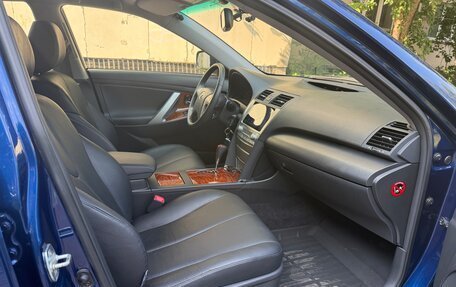 Toyota Camry, 2008 год, 2 250 000 рублей, 13 фотография
