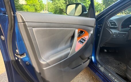 Toyota Camry, 2008 год, 2 250 000 рублей, 16 фотография