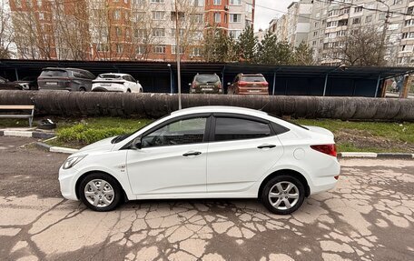 Hyundai Solaris II рестайлинг, 2014 год, 730 000 рублей, 3 фотография