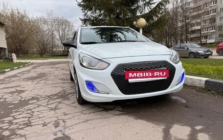 Hyundai Solaris II рестайлинг, 2014 год, 730 000 рублей, 13 фотография