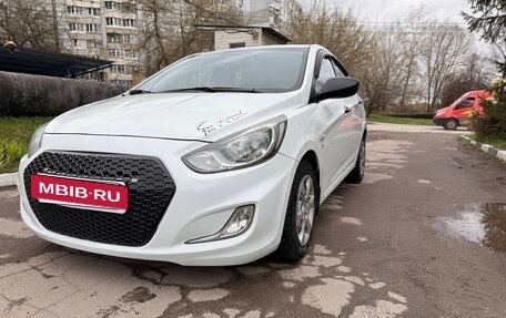 Hyundai Solaris II рестайлинг, 2014 год, 730 000 рублей, 19 фотография