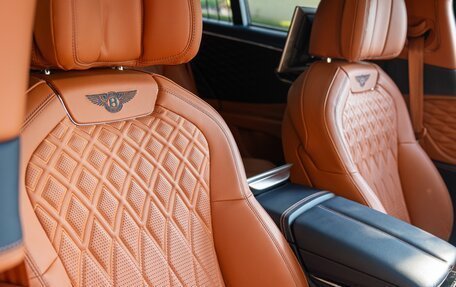 Bentley Flying Spur, 2020 год, 20 900 000 рублей, 20 фотография