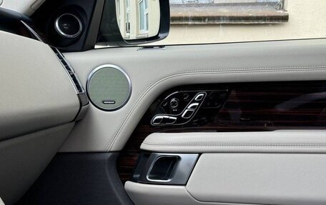 Land Rover Range Rover IV рестайлинг, 2019 год, 7 700 000 рублей, 17 фотография