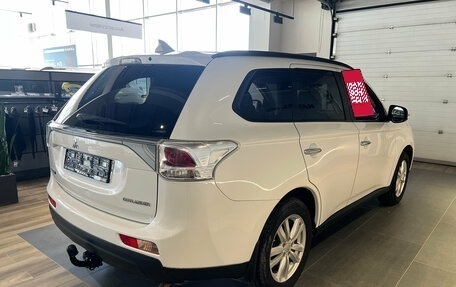 Mitsubishi Outlander III рестайлинг 3, 2012 год, 1 349 000 рублей, 4 фотография