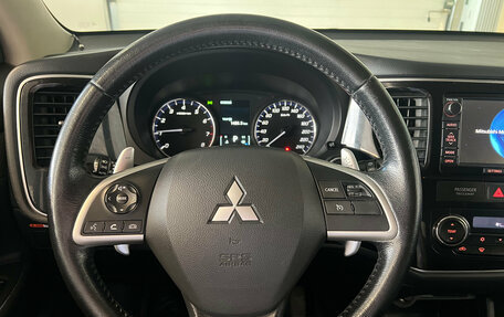 Mitsubishi Outlander III рестайлинг 3, 2012 год, 1 349 000 рублей, 12 фотография