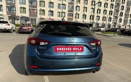 Mazda Axela, 2017 год, 1 350 000 рублей, 4 фотография
