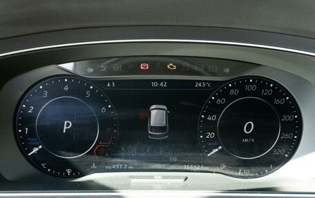 Volkswagen Tiguan II, 2017 год, 2 300 000 рублей, 19 фотография