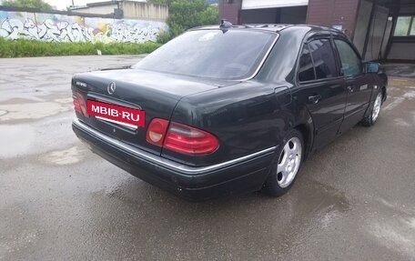 Mercedes-Benz E-Класс, 1996 год, 299 999 рублей, 5 фотография