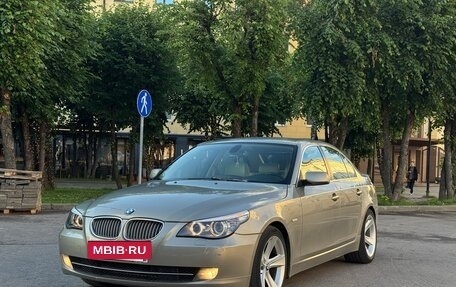 BMW 5 серия, 2007 год, 1 050 000 рублей, 2 фотография