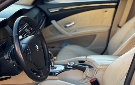 BMW 5 серия, 2007 год, 1 050 000 рублей, 10 фотография