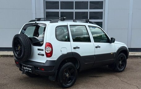 Chevrolet Niva I рестайлинг, 2016 год, 750 000 рублей, 5 фотография